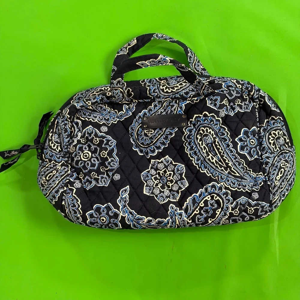 Retired Vera Bradley Blue Bandanna Quilted Cosmetic Bag Paisley Travel Organizer